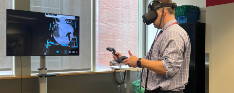 Dr. Suiter using syGlass program with virtual reality.